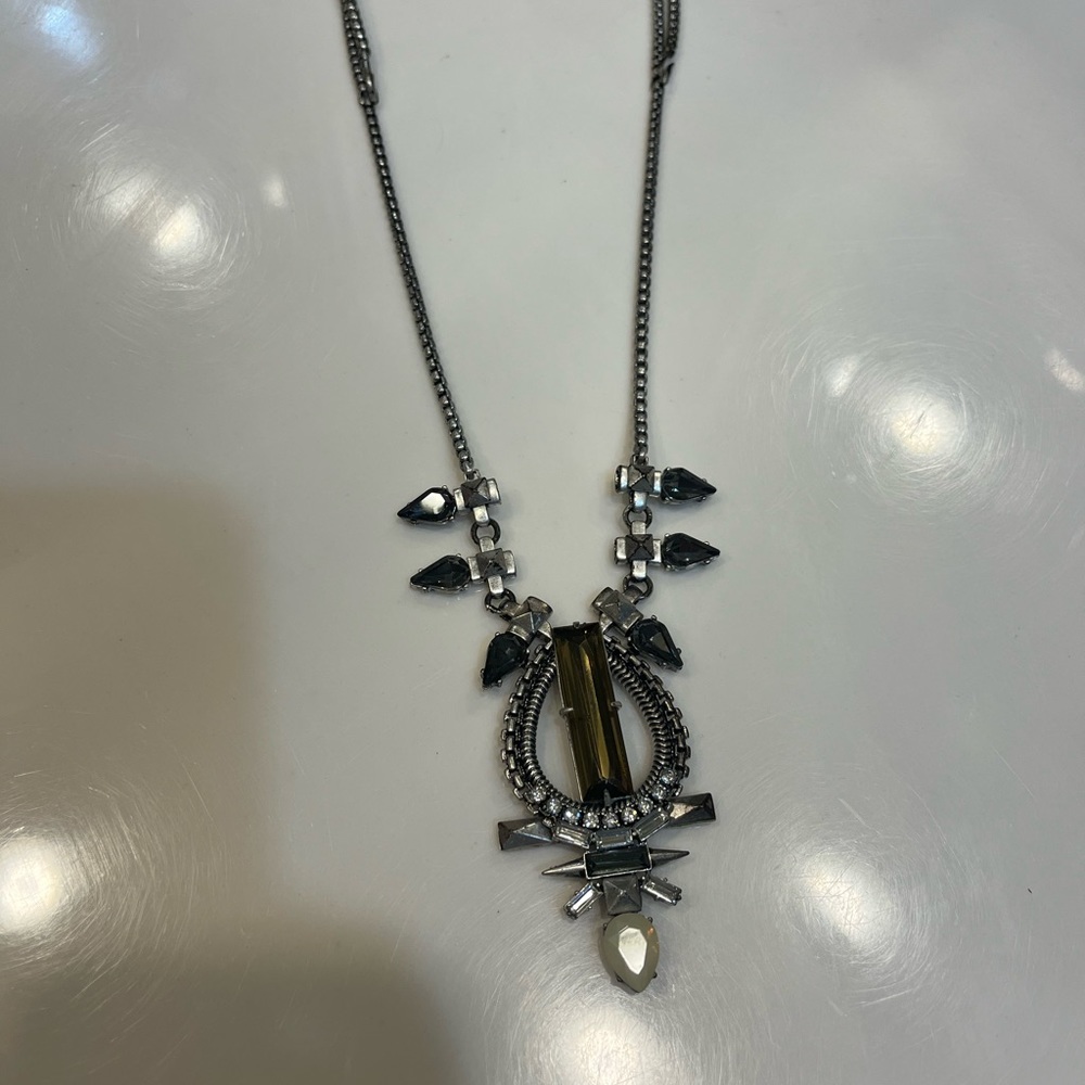 Stella and dot necklace
